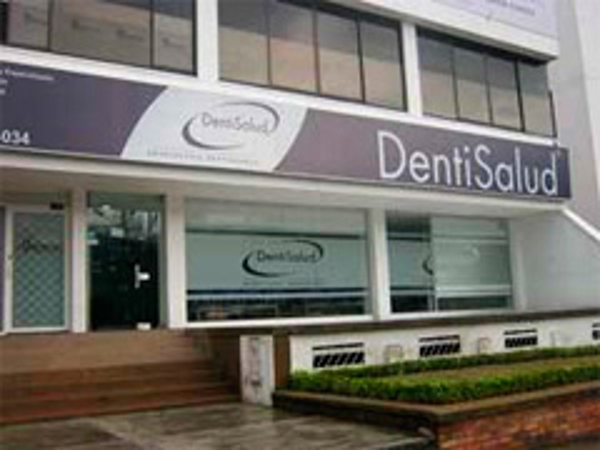 DentiSalud franquicia colombiana pionera en el sector salud